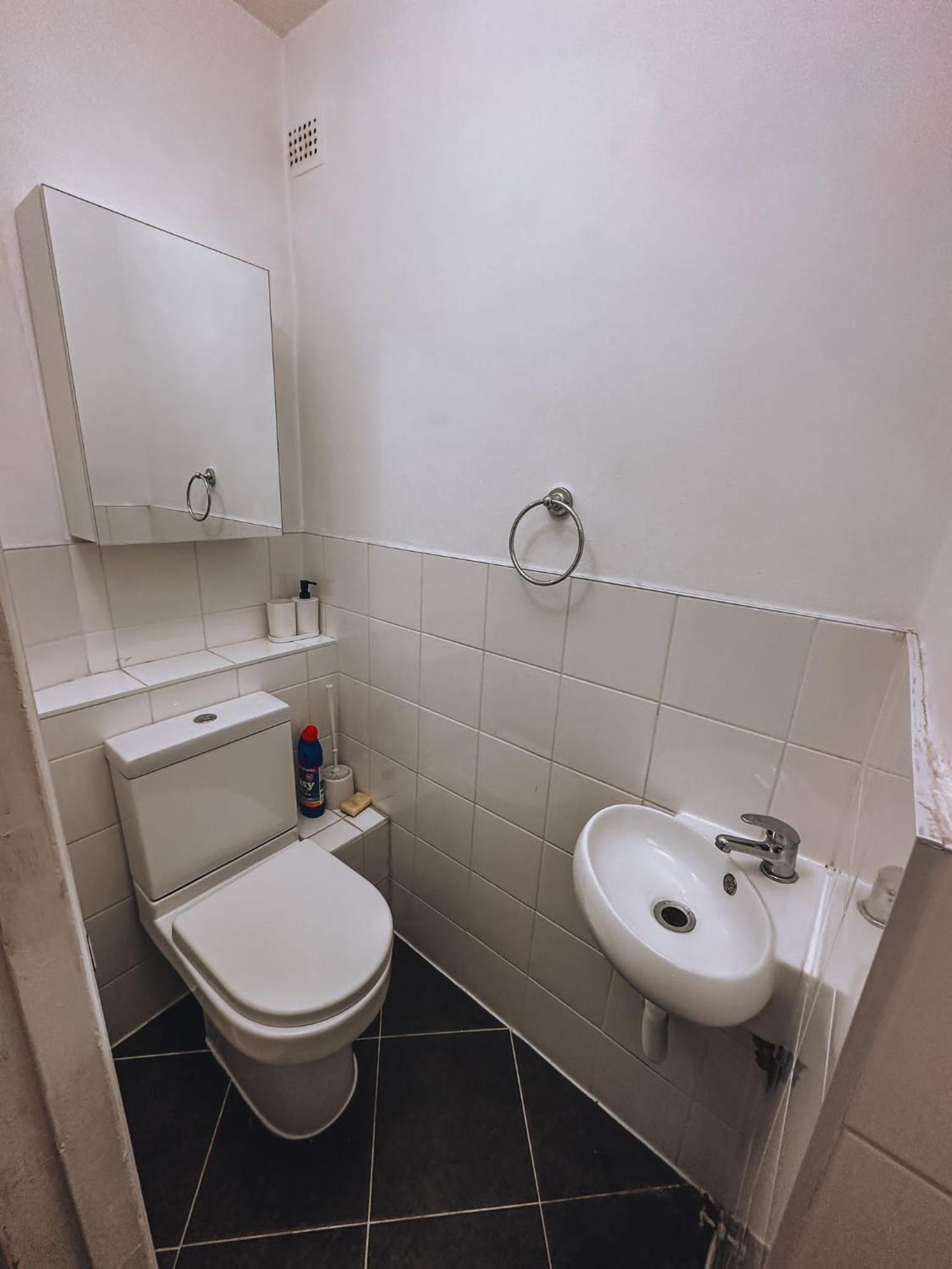 Cosy 2 Bedroom Apartment In Swiss Cottage. Londres Exterior foto